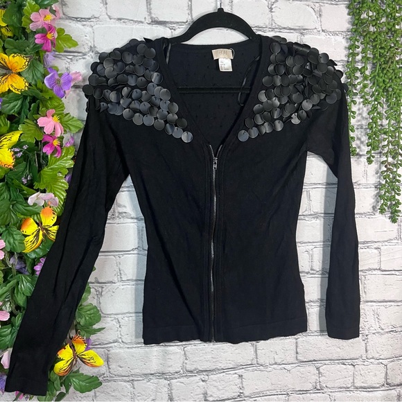 .!🌼3/$30🌼H&M Black Detailed Zip Up Sweater Size 4/Small - Picture 3 of 15